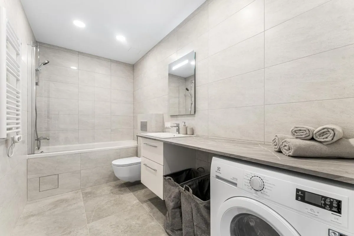 Image 2 of 50m2 apt near Japanese garden – 4th floor