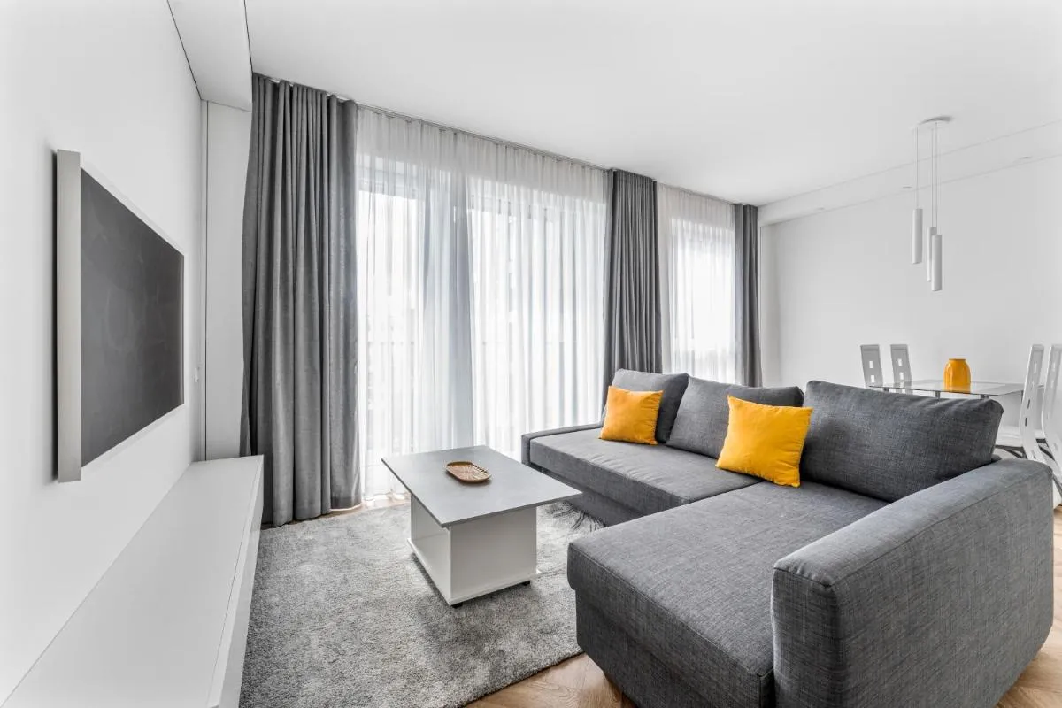 Image 4 of 50m2 apt near Japanese garden – 4th floor