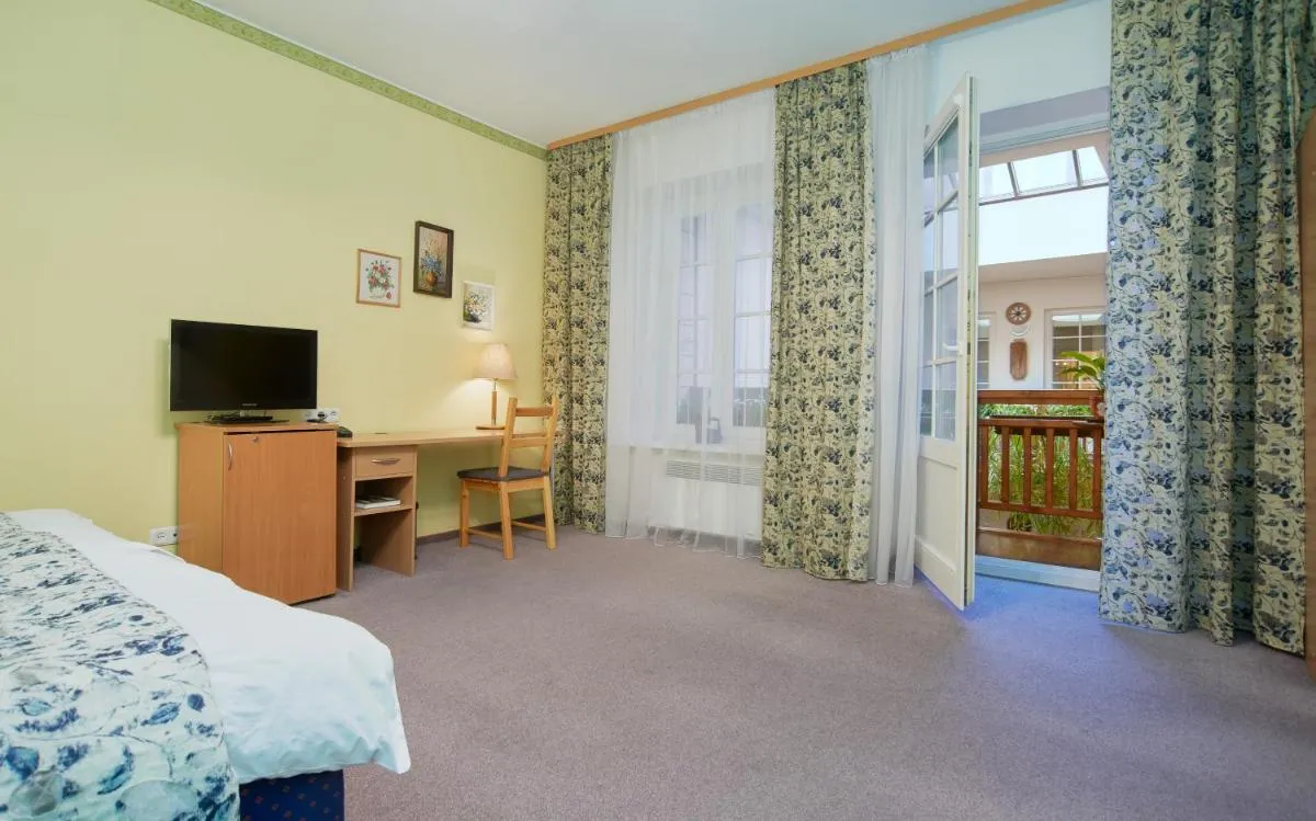 Image 3 of Angel Town Hall Apartments