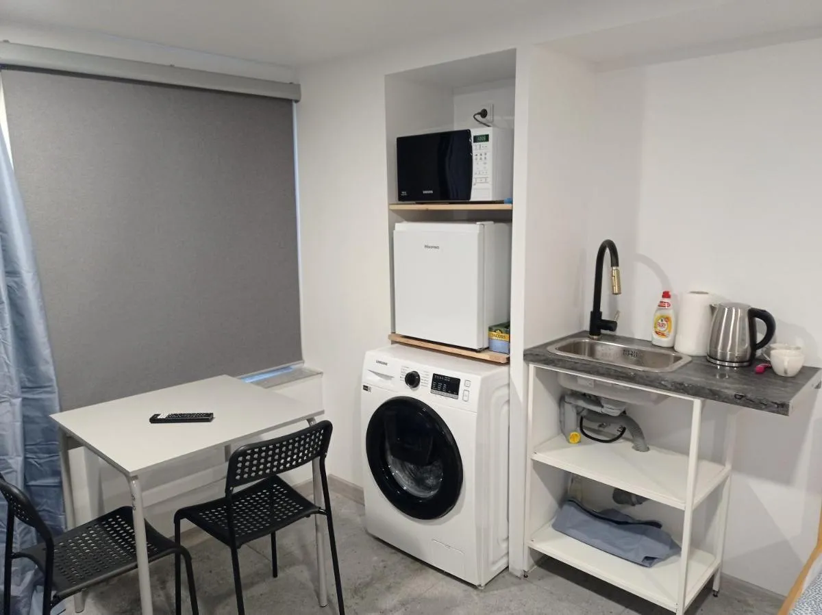 Image 1 of Apartment hotels parking akaciju1