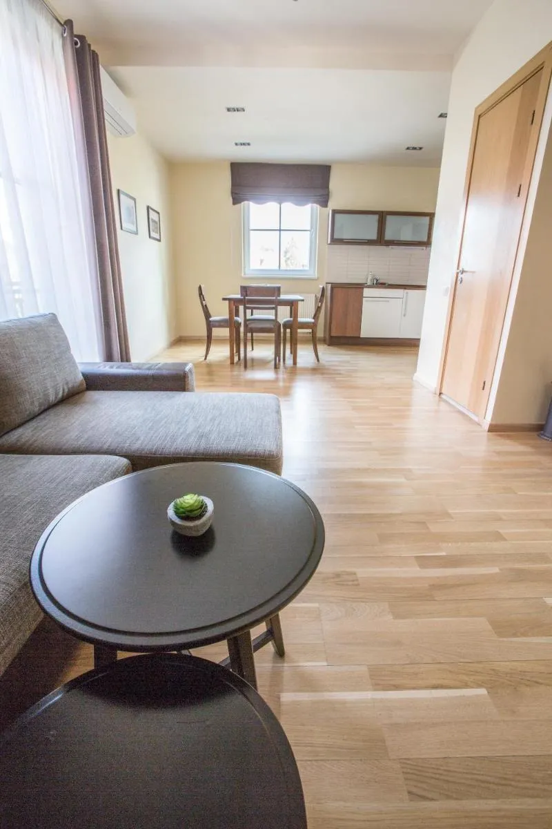 Image 3 of Apartments Ameda