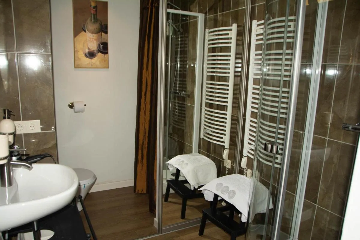 Image 2 of A perfect base to explore Vilnius!