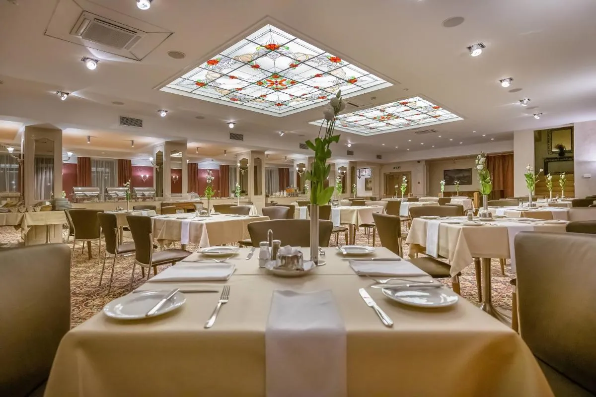 Image 4 of Artis Centrum Hotels