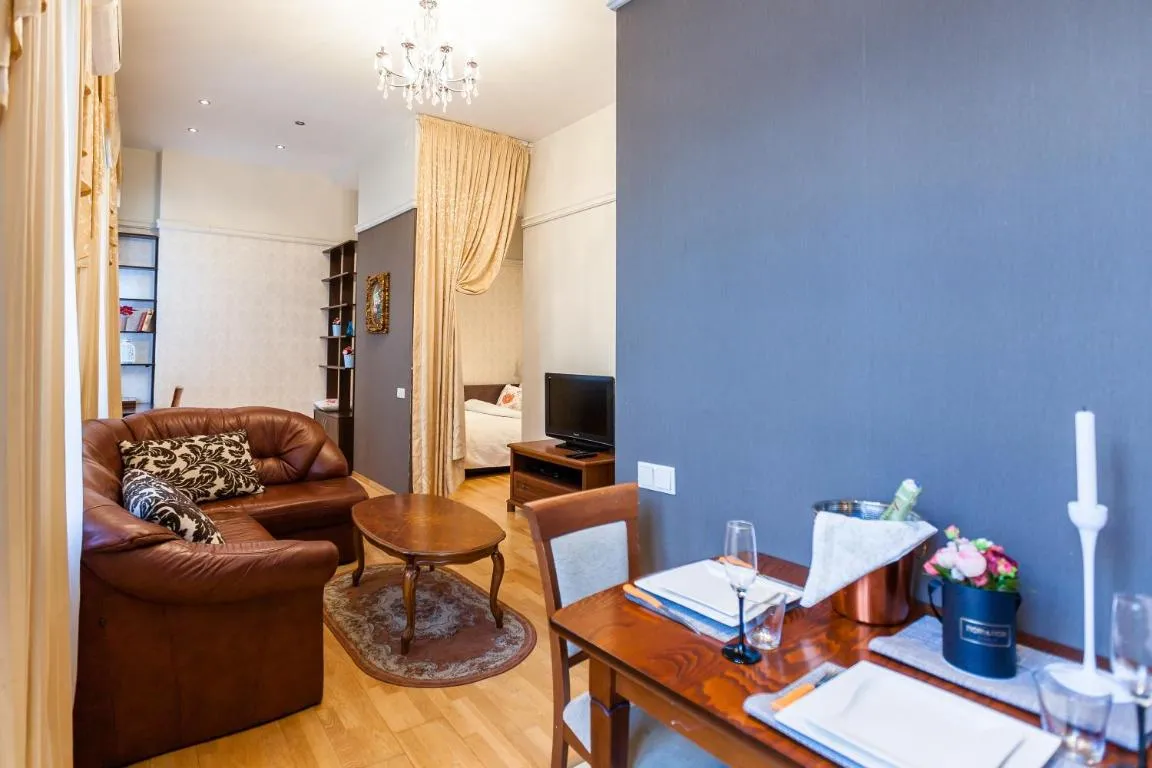 Image of Central apartments 2 x Free Parking x SELF CHECK-IN 24h by H&H