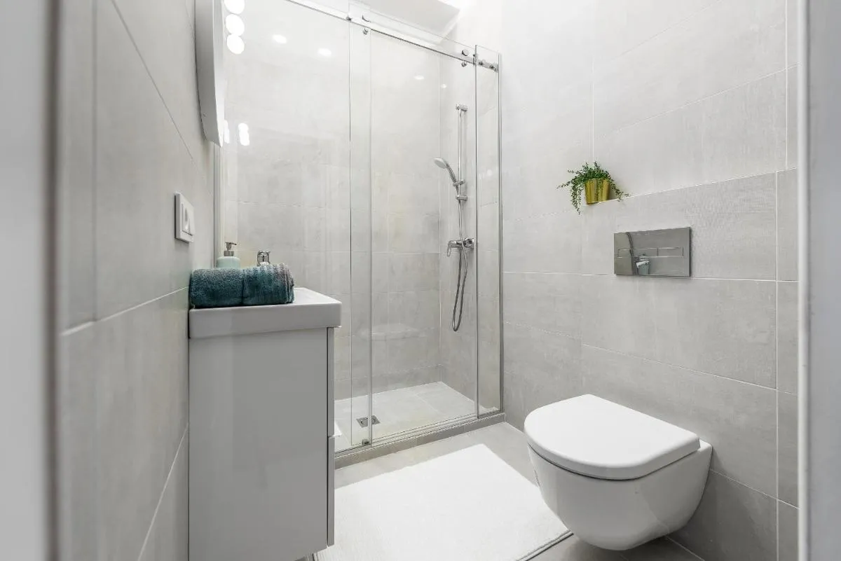 Image 2 of City Center apartment by URBAN RENT