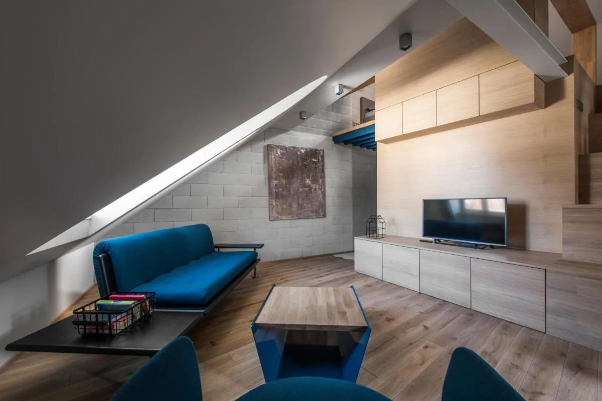 Image 4 of City Entrance Apartment