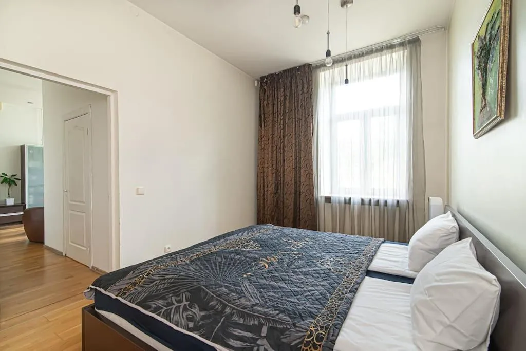 Image 6 of Comfortable 2-bedroom Apartment