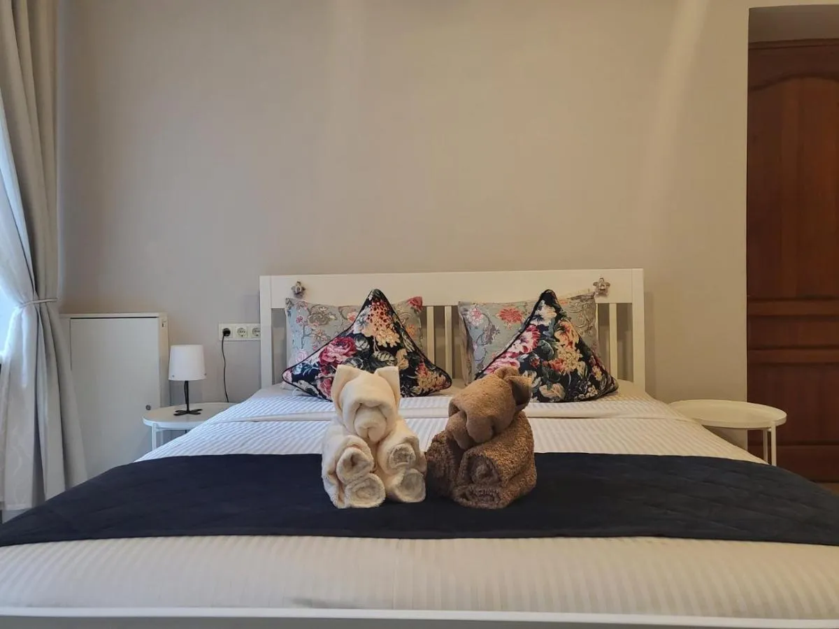 Image 2 of Cosy and authentic apartment in Vilnius Old Town