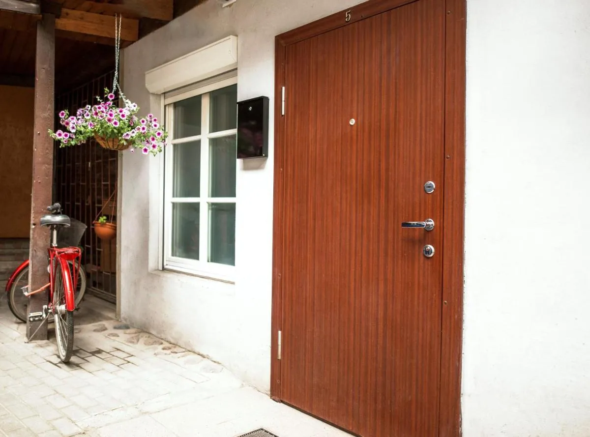 Image 5 of Cozy Apt in the Heart of Old Town
