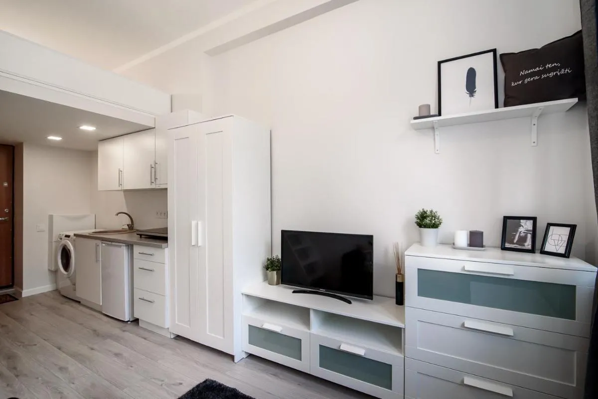 Image 6 of Cozy Loft / Near Gates of Dawn / Free Netflix