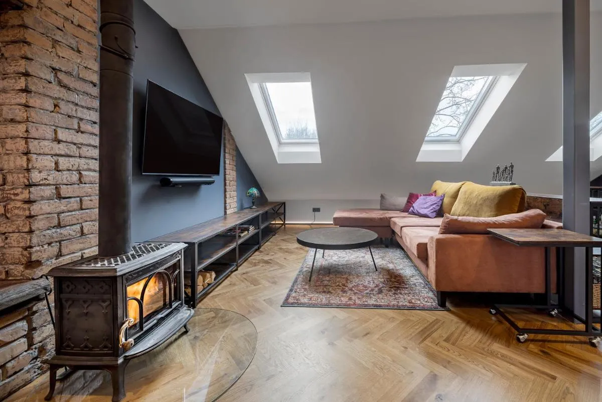 Image 4 of Cozy Penthouse
