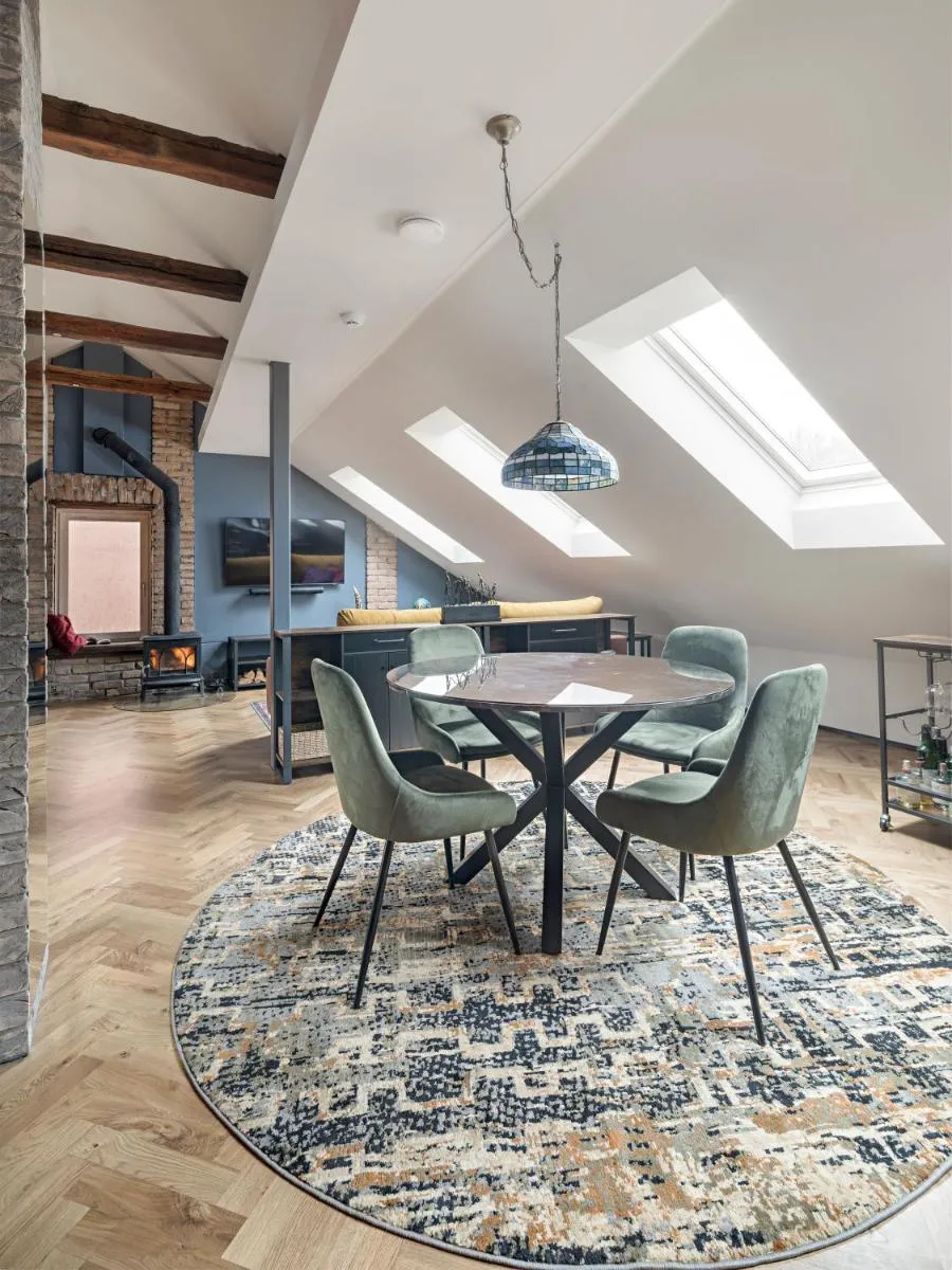 Image 3 of Cozy Penthouse