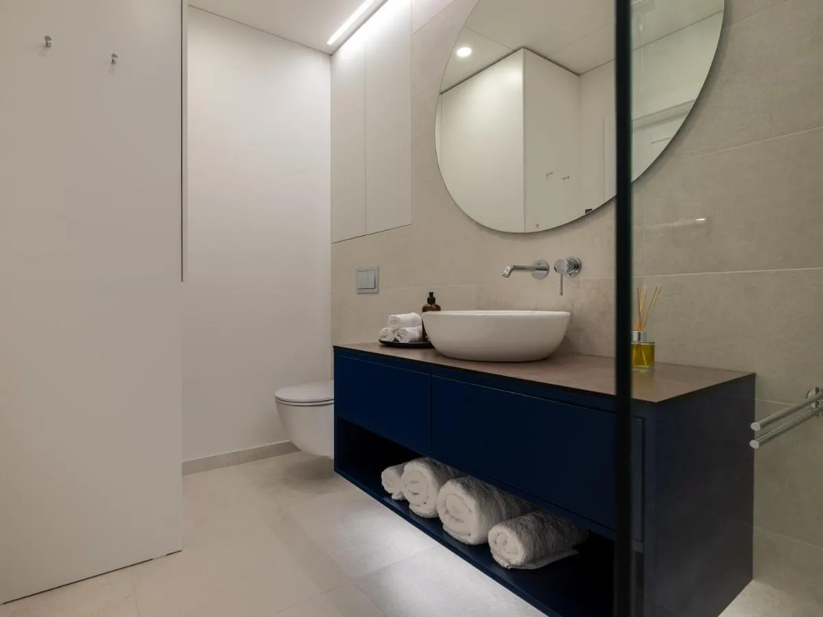 Image 6 of D33 – Brand New Luxury Apartment with Garden and Free Parking