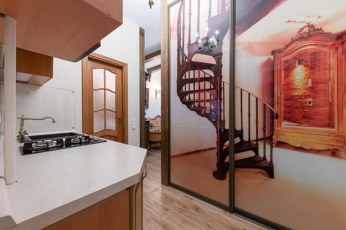Image 2 of Duke Apartments