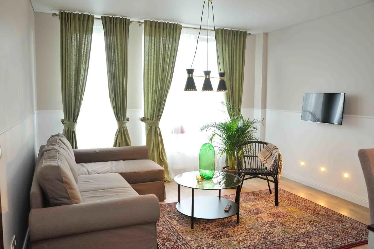 Image 4 of Dzuku apartment 11