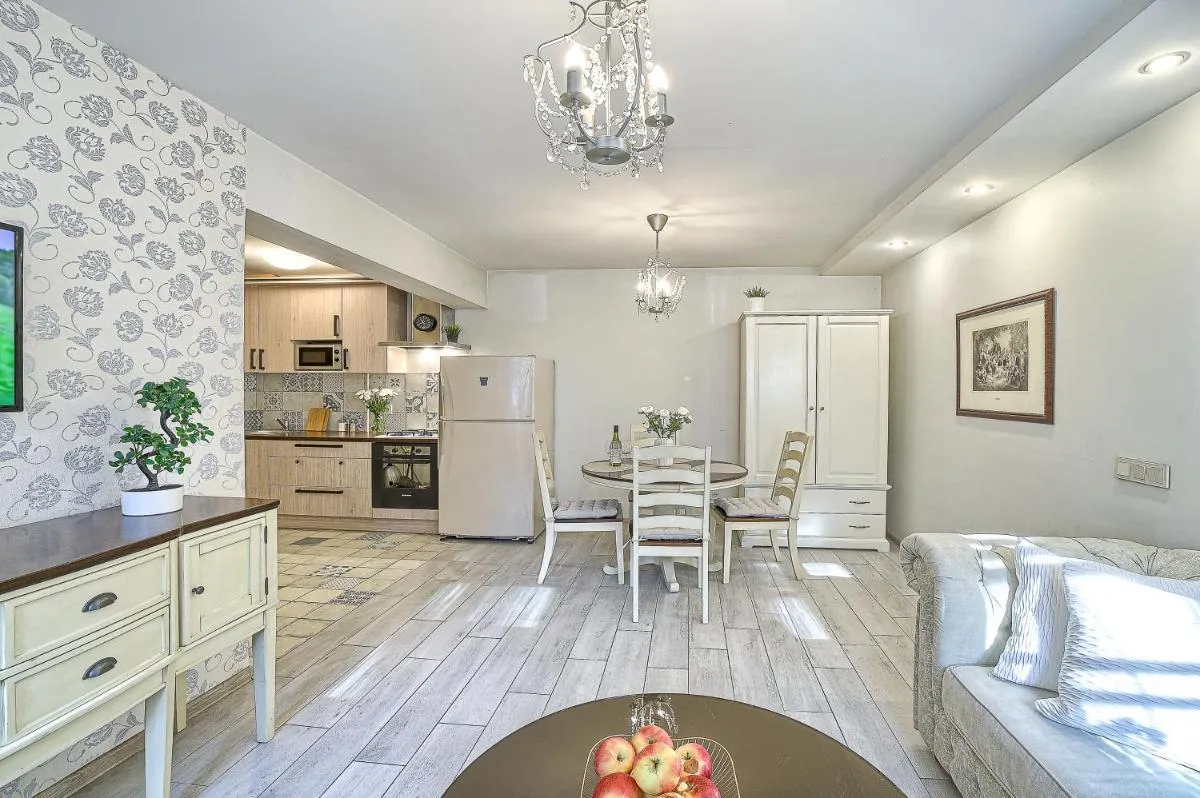 Image 2 of Elegant apartment in Old town Vilnius SELF CHECK IN 24×7 by H&H