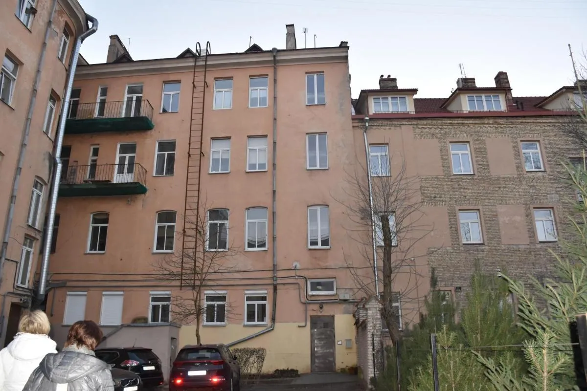 Image 2 of Familia Apartments