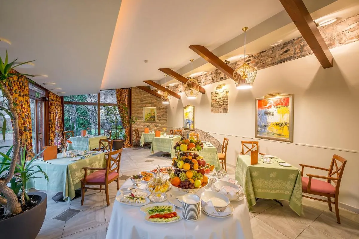Image 2 of Grotthuss Boutique Hotel Vilnius