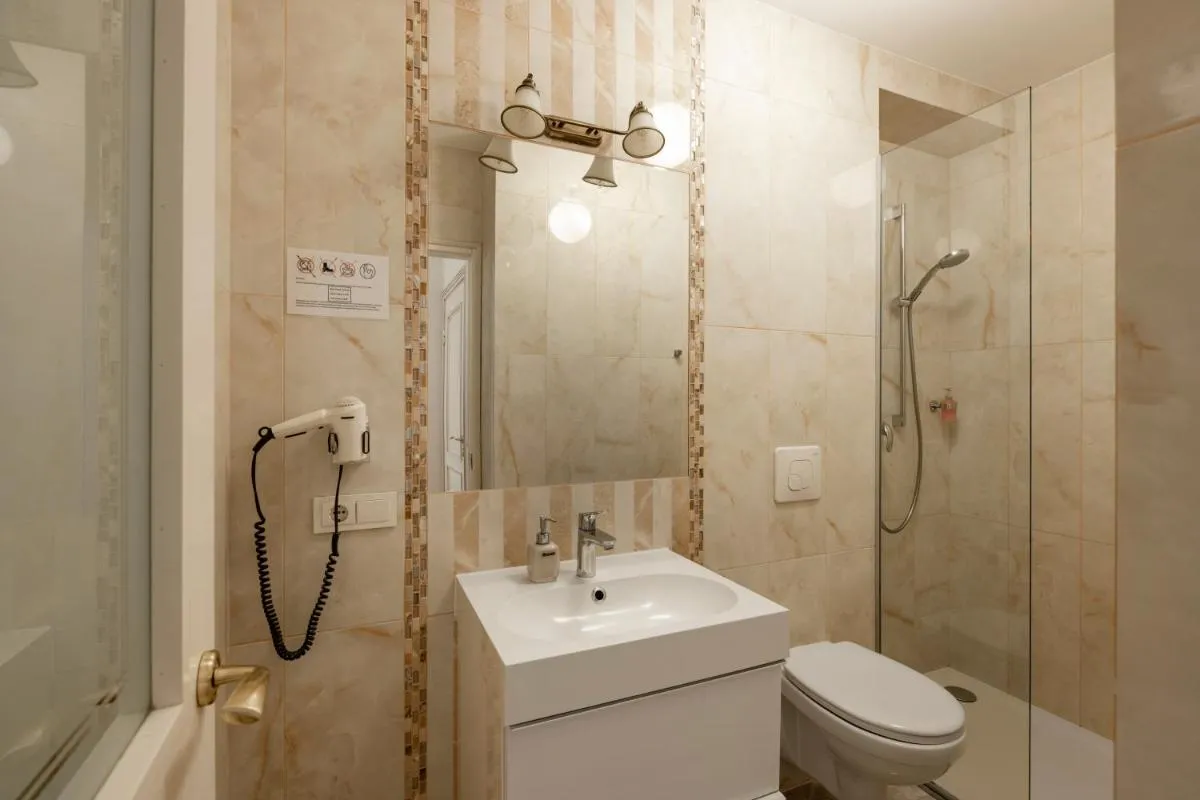 Image 2 of Guoda Apartments
