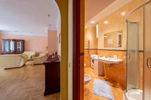 Image 2 of HaPPy Inn ArkA the heart of Old Town, Self-Check-in, A-C, Car-Parking, Balkony