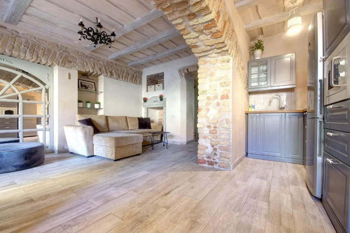 Image 6 of Historical apartments x Free parking SELF CHECK IN 24×7 by H&H