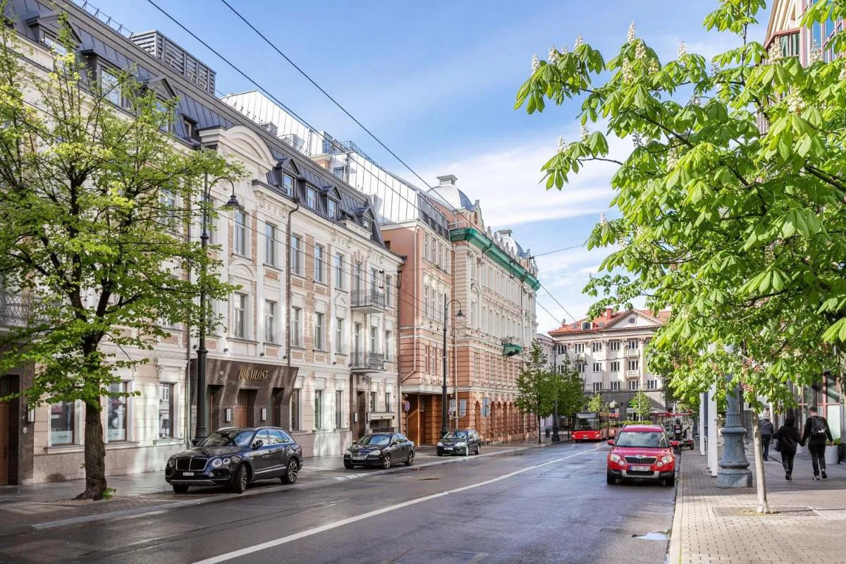 Image 3 of Jogailos Residence peaceful Old Town luxury 3 bdr, 2 bthr, FREE GARAGE, top-speed WIFI
