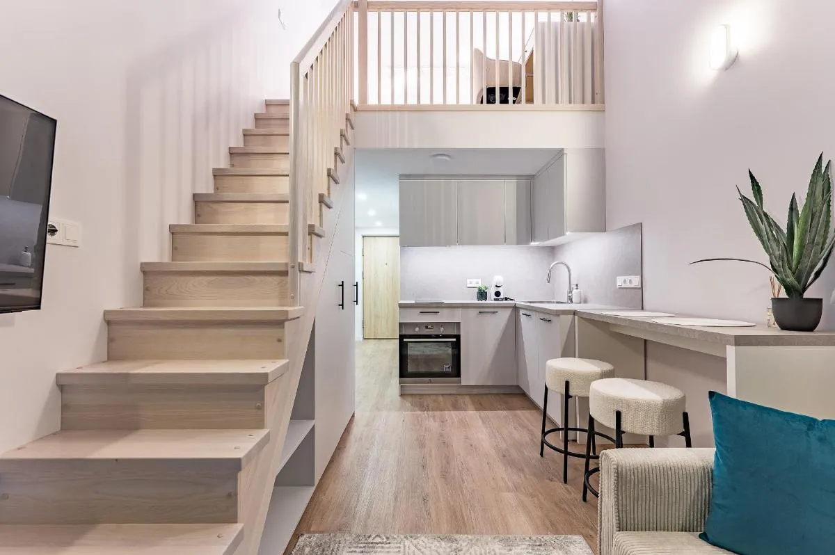 Image 2 of Loft G57