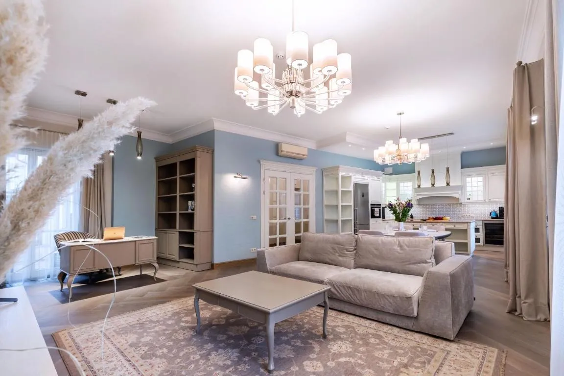 Image of Luxury 2BDR Heart Of Old Town