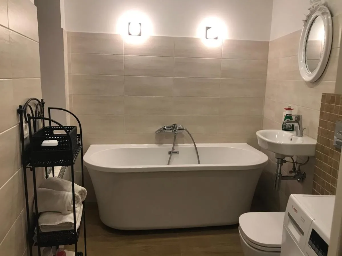Image 6 of Luxury Old Town apartment