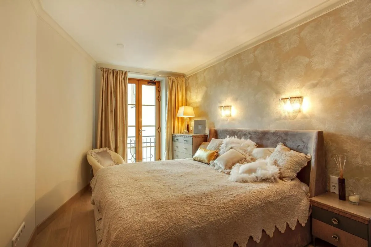 Image 1 of Luxury, comfort & quiet place next to Cathedral