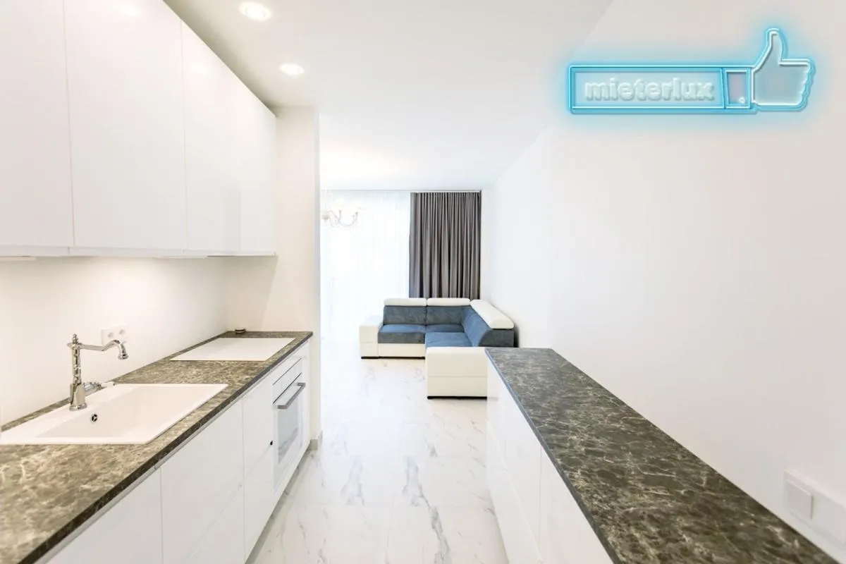 Image 6 of Mieterlux White