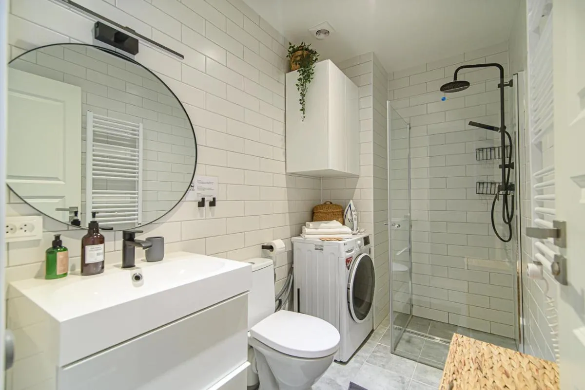 Image 2 of Modern Apartment Next to Ozas park by URBAN RENT