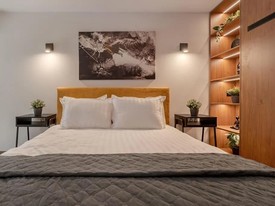 Image 1 of Modern Loft with Free Parking