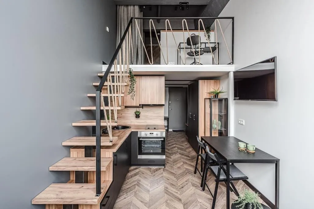 Image 3 of Modern Urban loft