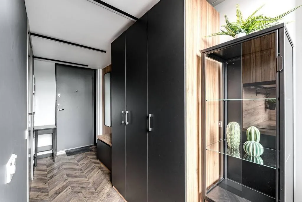 Image 2 of Modern Urban loft