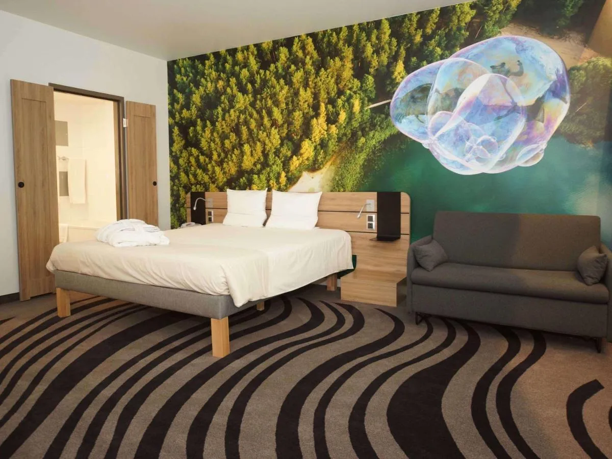 Image 3 of Novotel Vilnius Centre