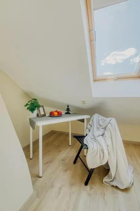 Image 3 of Old Town Apartment
