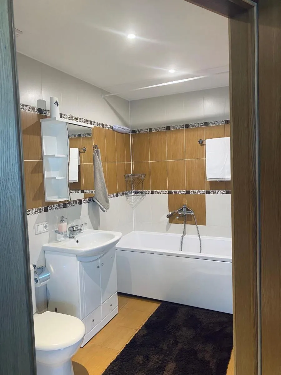 Image 3 of Ozo Park Apartment
