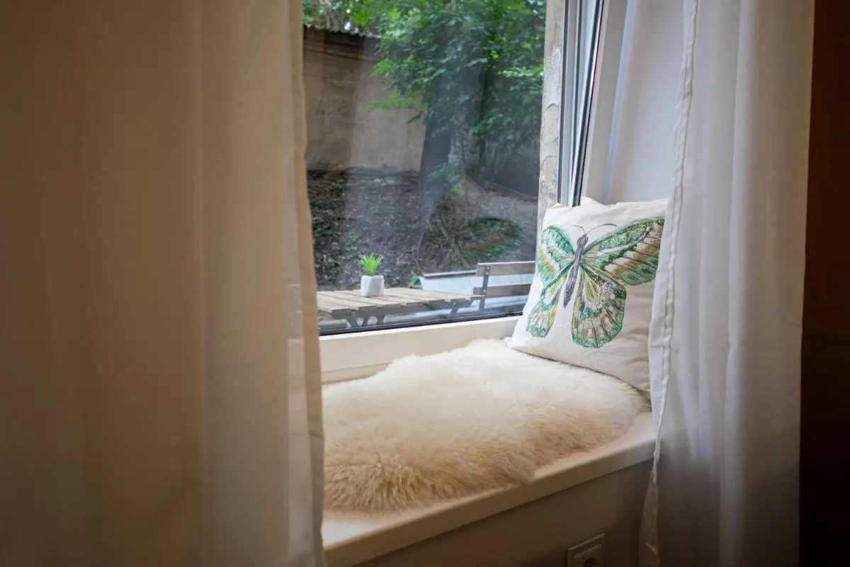 Image 1 of Quiet oldtown apartment