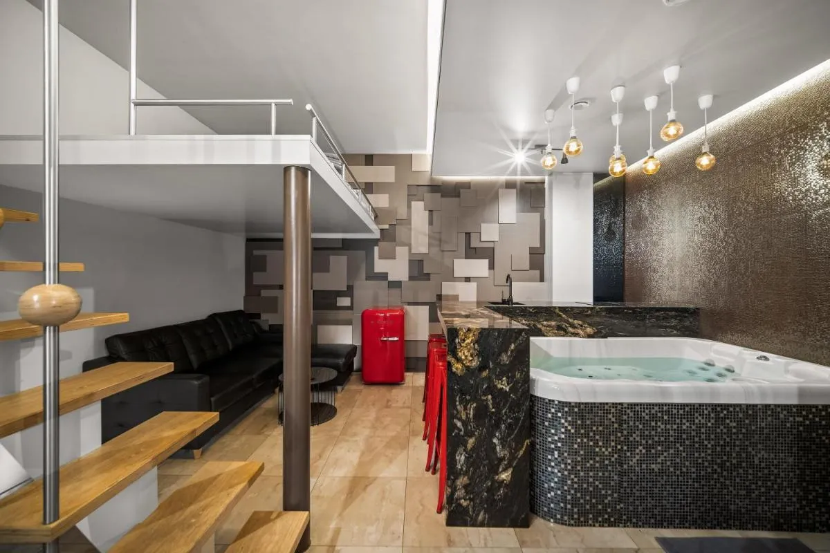 Image 2 of Secret Lounge – Cozy Studio with Sauna and Jacuzzi