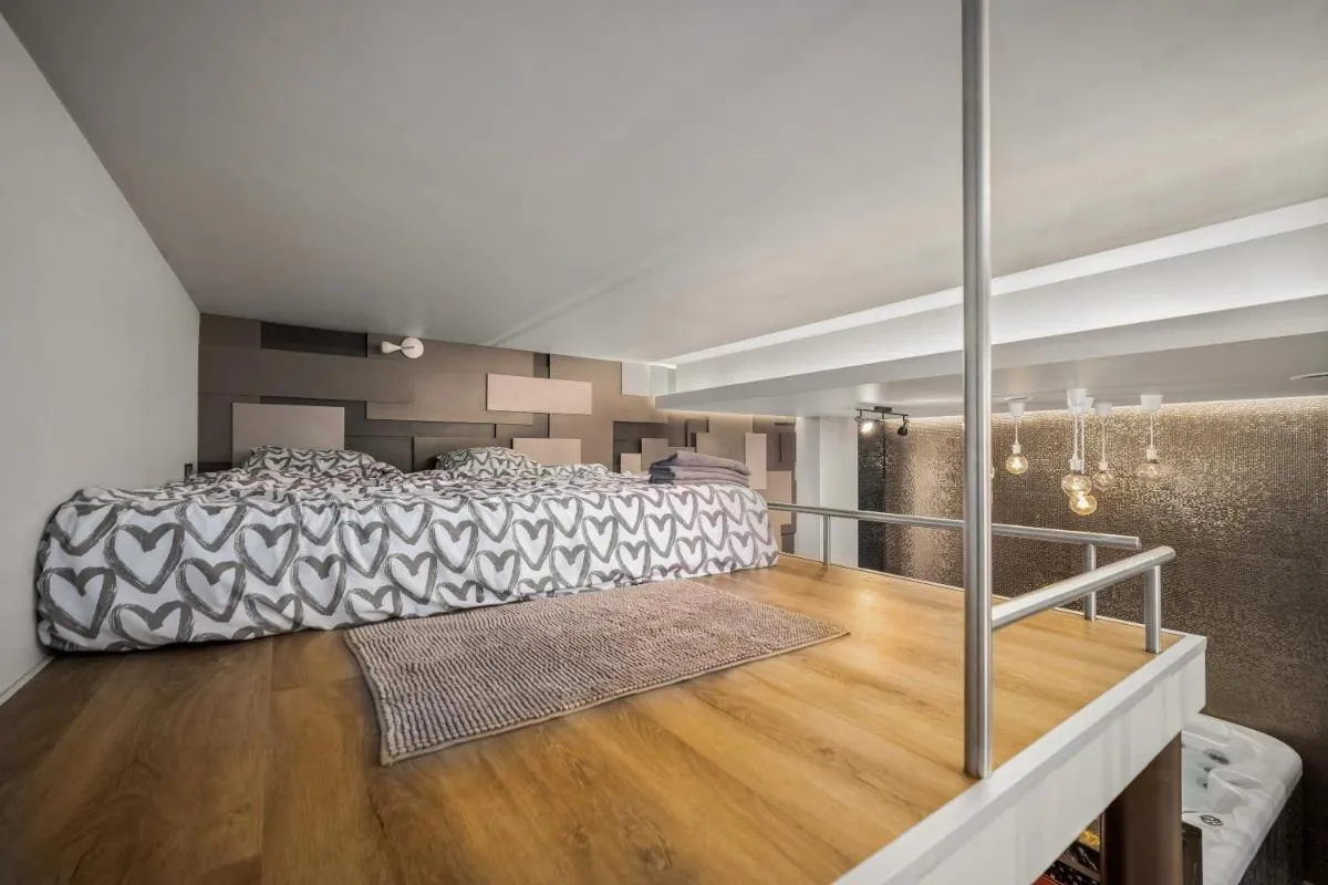 Image 1 of Secret Lounge – Cozy Studio with Sauna and Jacuzzi