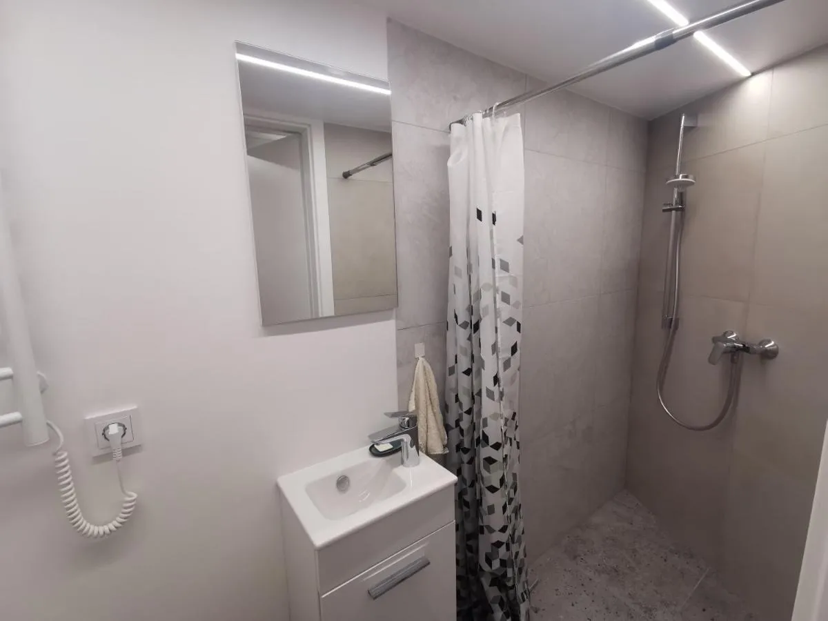 Image 6 of Small loft type apartment
