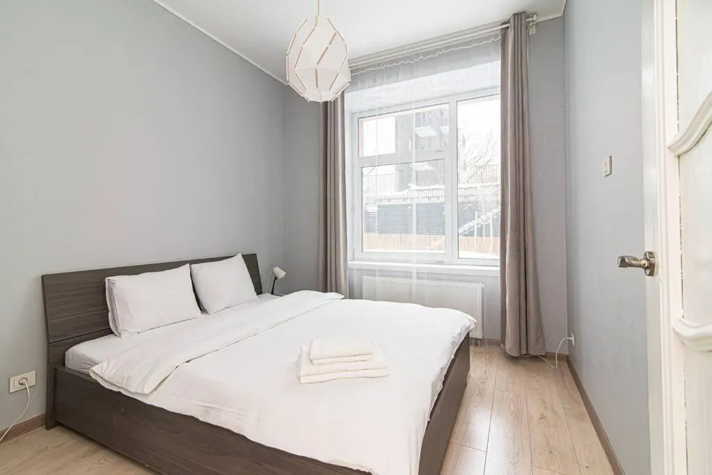 Image 1 of Spacious Apartment with Great Location/URBAN RENT