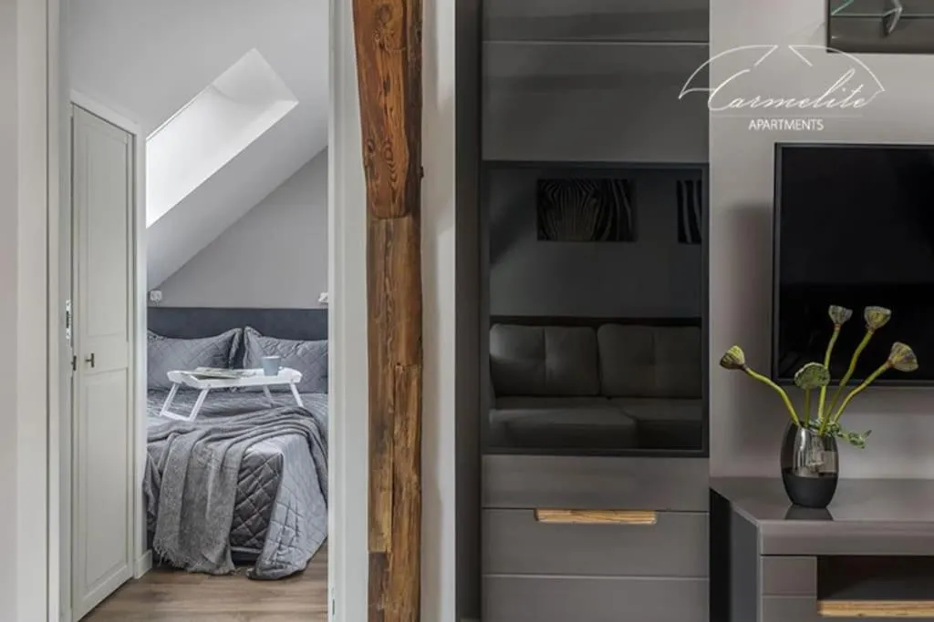 Image 6 of Spacious sky Carmelite apartment