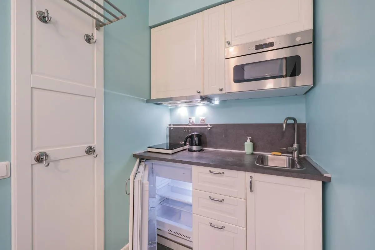 Image 3 of Station Self Check-in Apartments