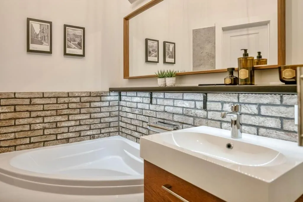 Image 2 of Stylish Apartment in Vilnius Old Town/ URBAN RENT
