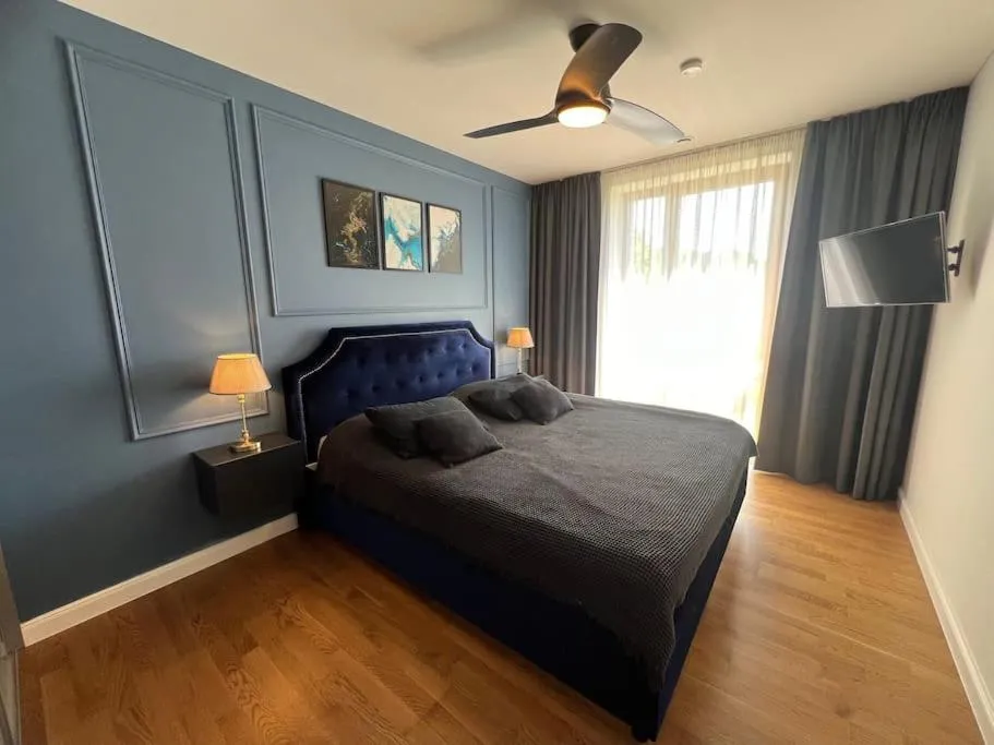 Image 6 of Stylish Apartment with Terrace by URBAN RENT