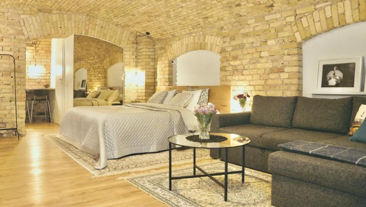 Image 1 of Tomy Old Town Apartments