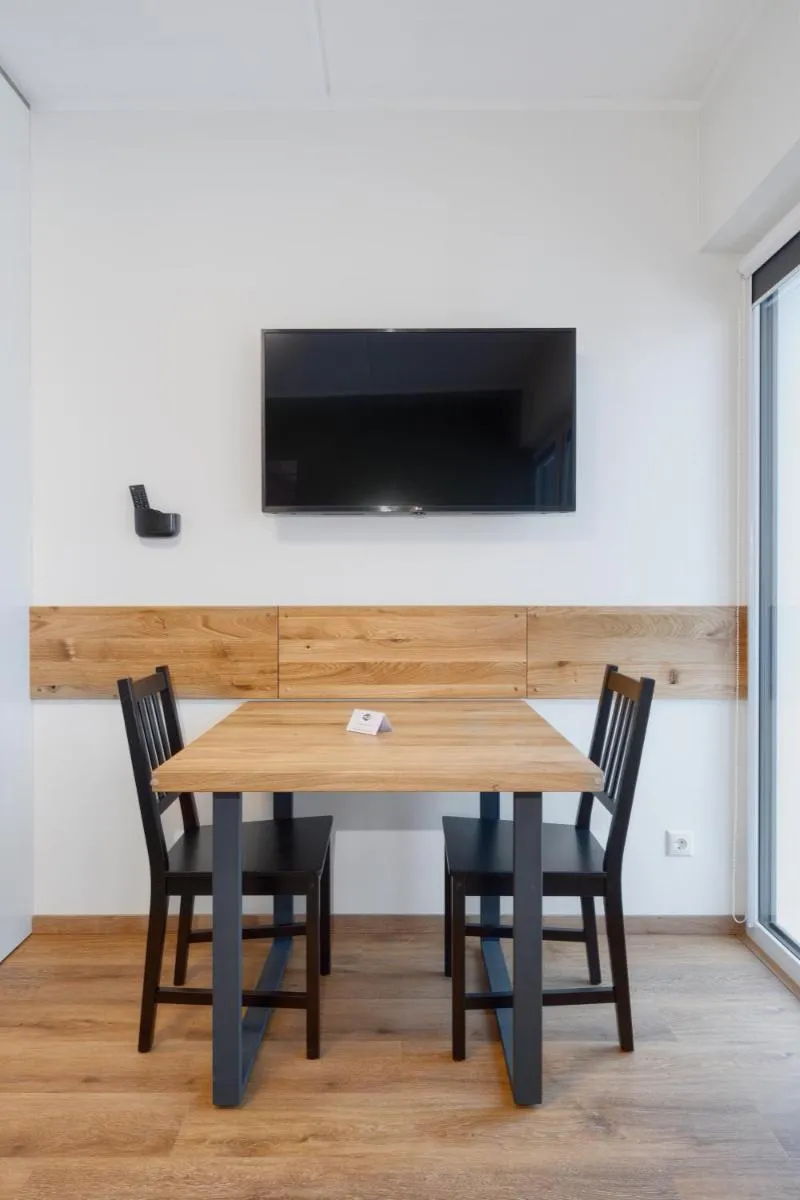 Image 4 of TopFloor Apartments