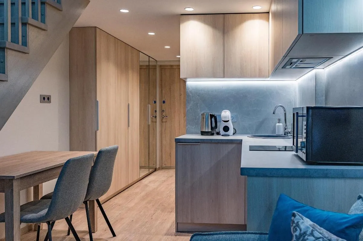 Image 3 of Urban loft